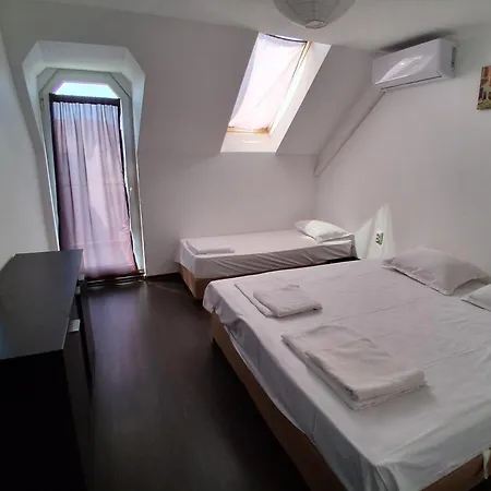 Sunny Island Pensiune Obzor