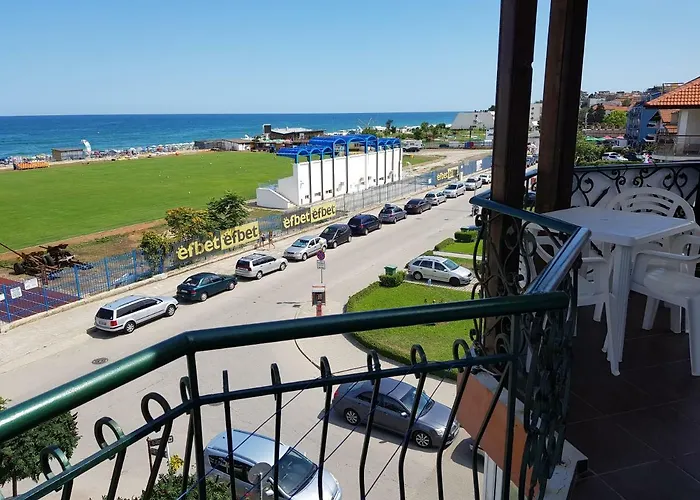 Πανσιόν Sunny Island 2*