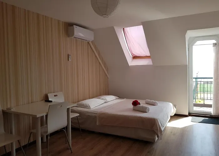 Sunny Island 2* Obzor