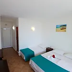 Sunny Island ابزور