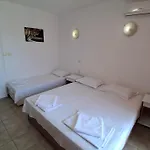 بيت ضيافة Sunny Island ابزور