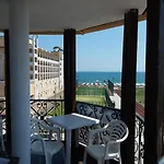Sunny Island ابزور