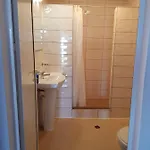 Sunny Island بيت ضيافة