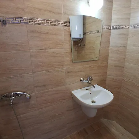 Sunny Island 2* Obzor