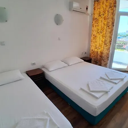 Sunny Island Гостевой дом 2*