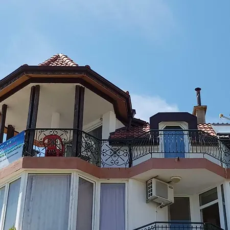 Sunny Island 게스트하우스 오브조르
