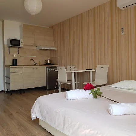 Sunny Island Pensjonat Obzor