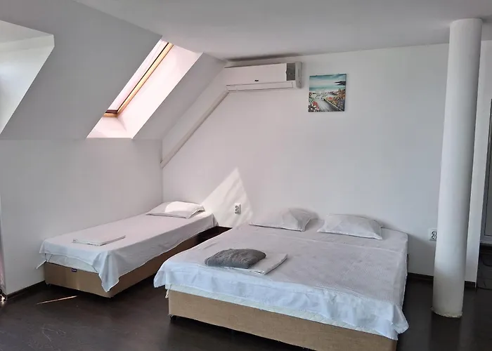 Sunny Island Обзор