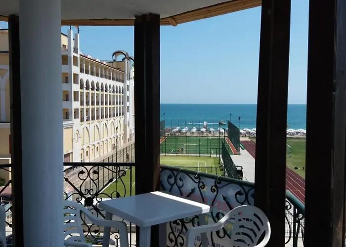 Sunny Island Обзор